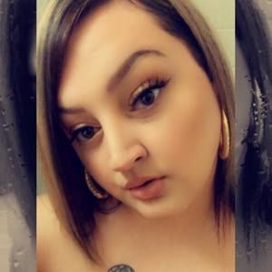 Meet your Posher, Laryssa